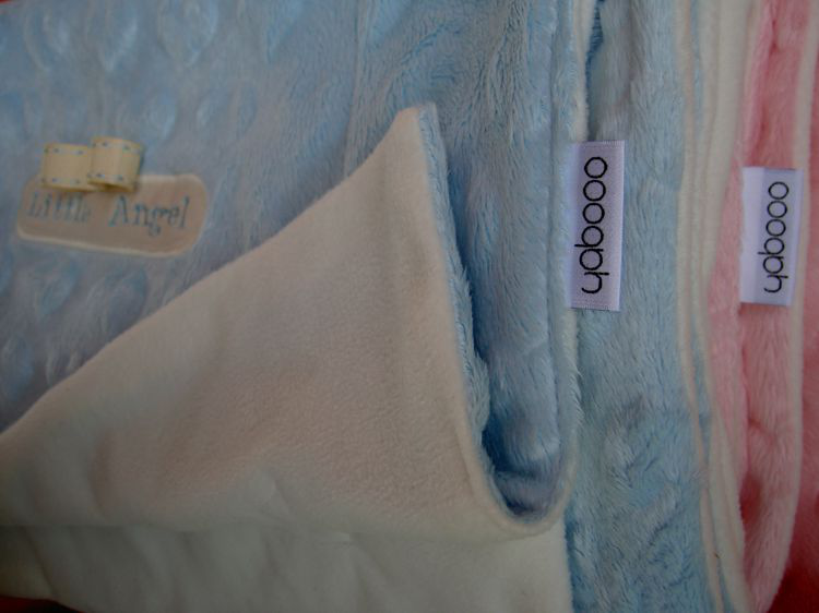 images/Realizacje/kocyki_reklamowe_z_haftem_koce_firmowym_logo_producent_yabooo.png#joomlaImage://local-images/Realizacje/kocyki_reklamowe_z_haftem_koce_firmowym_logo_producent_yabooo.png?width=750&height=562